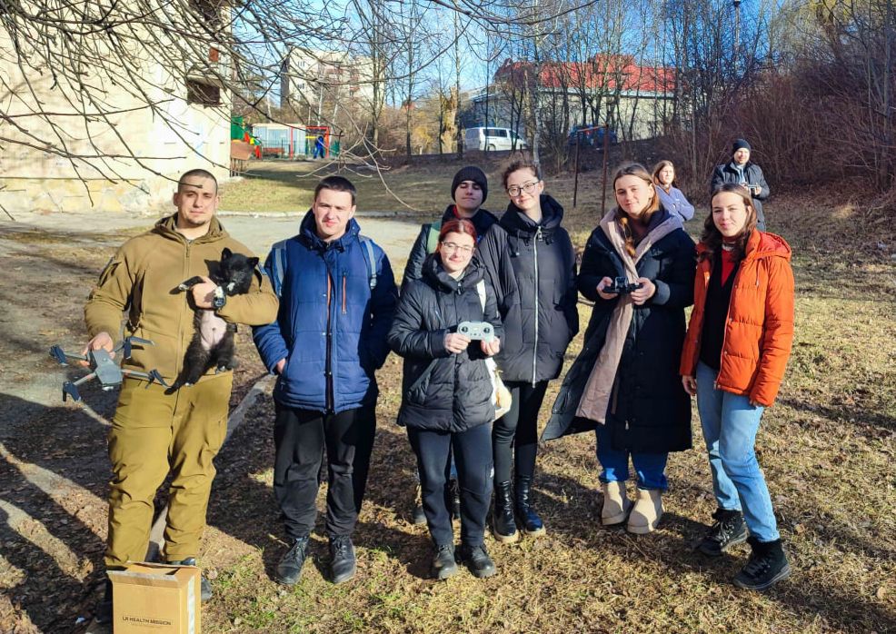Після першого заняття майбутніх дроноводів